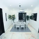Luxurious Modern Home In Front Of Jeddah City Walk